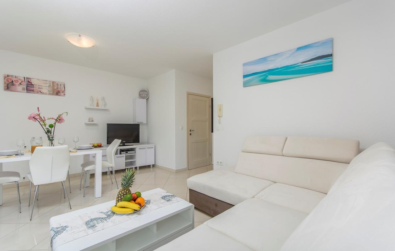 Silver Holiday House Vrvari Exterior photo